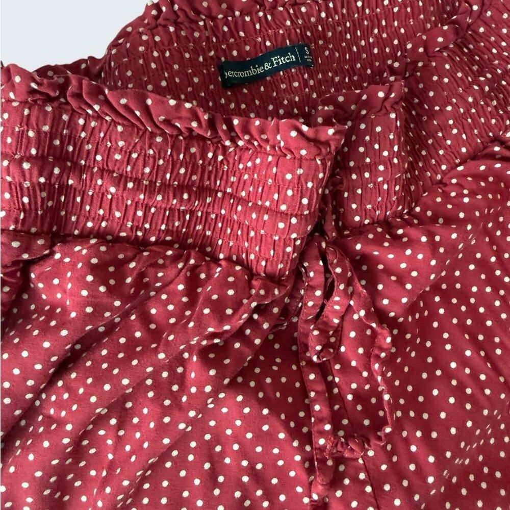 Abercrombie & Fitch Red Polka Dot Smocked Waist Flowy Shorts Women's Size Small